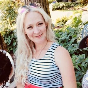 Meet your Posher, Angie